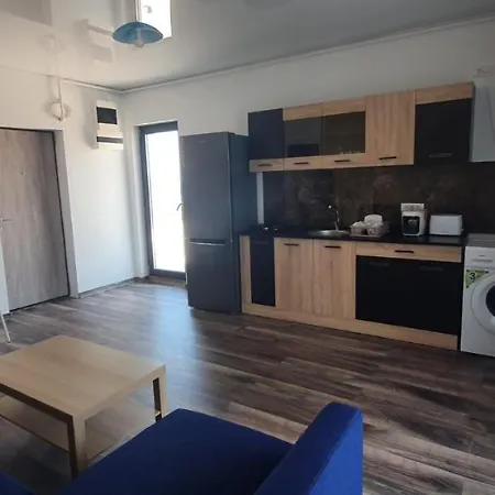 Illy Evo Apartament ナボダリ
